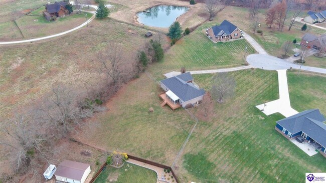 Building Photo - 45 Crosslin Ct