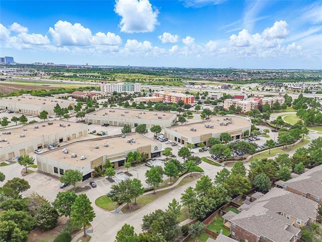 Building Photo - 5941 Lost Valley Dr