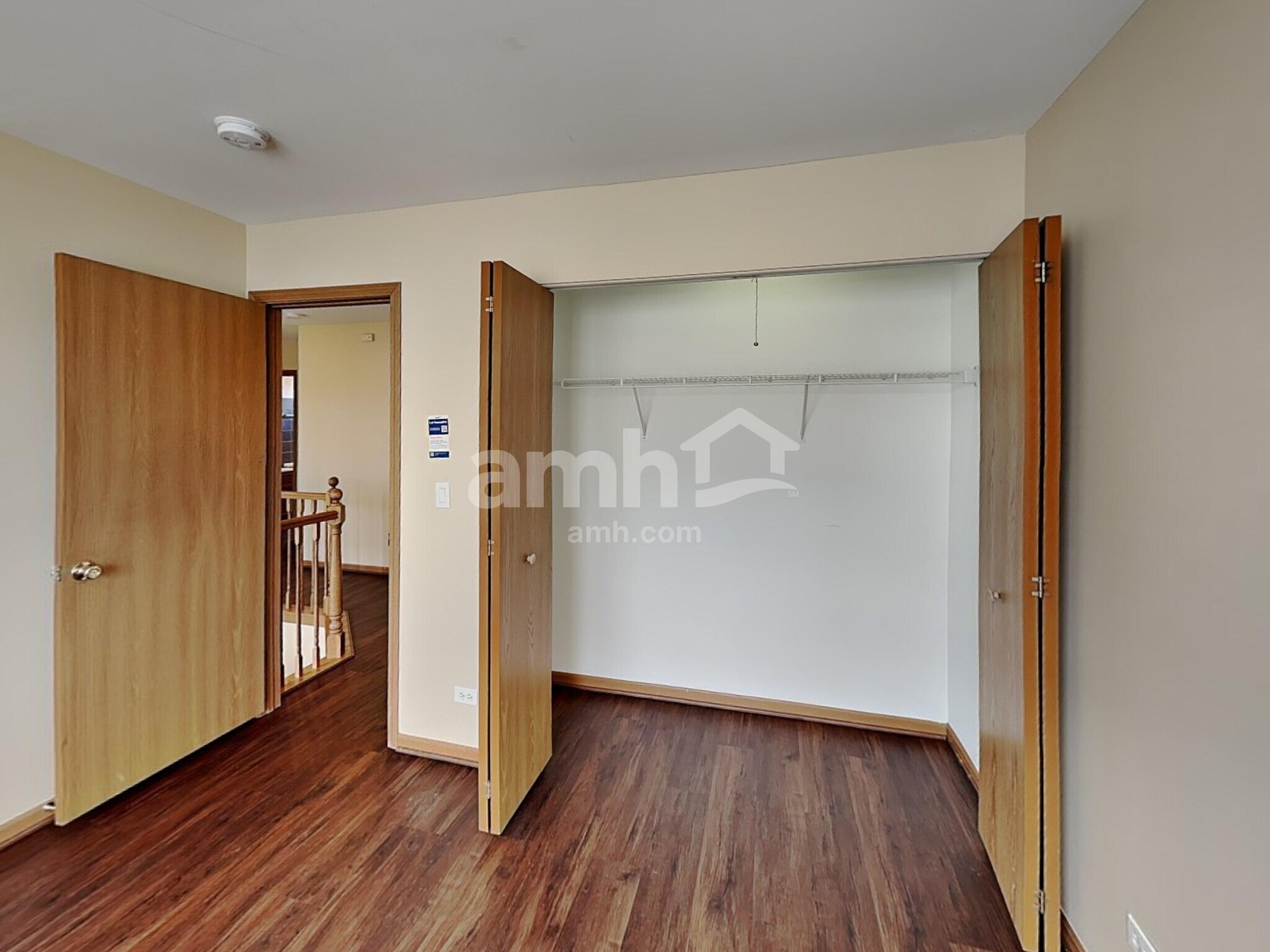 Building Photo - 434 Monarch Ln