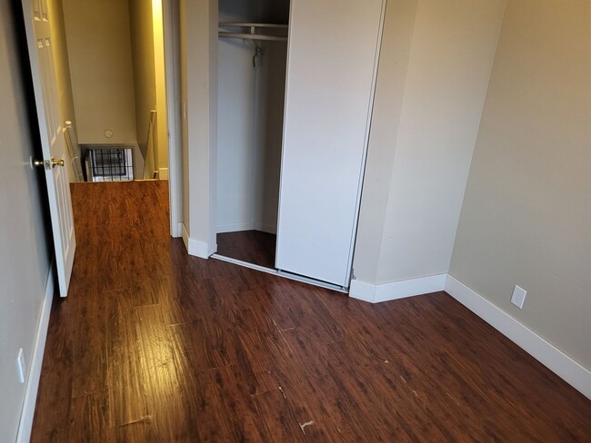 Building Photo - 3351 E Andy St