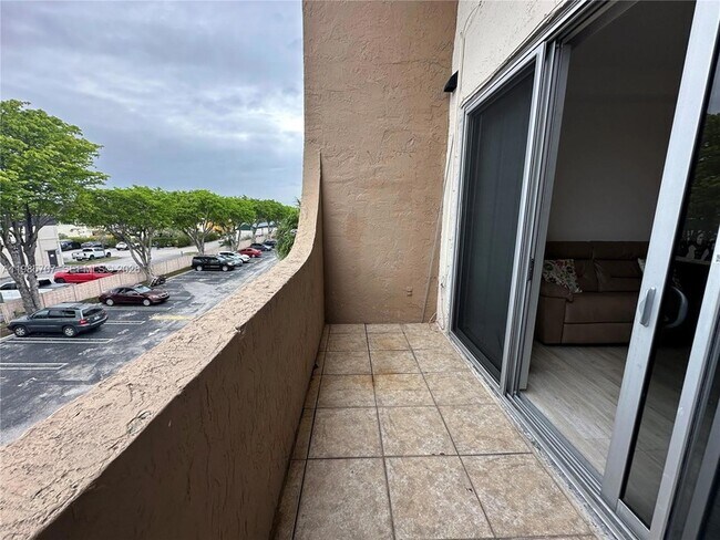 Building Photo - 10900 SW 104th St