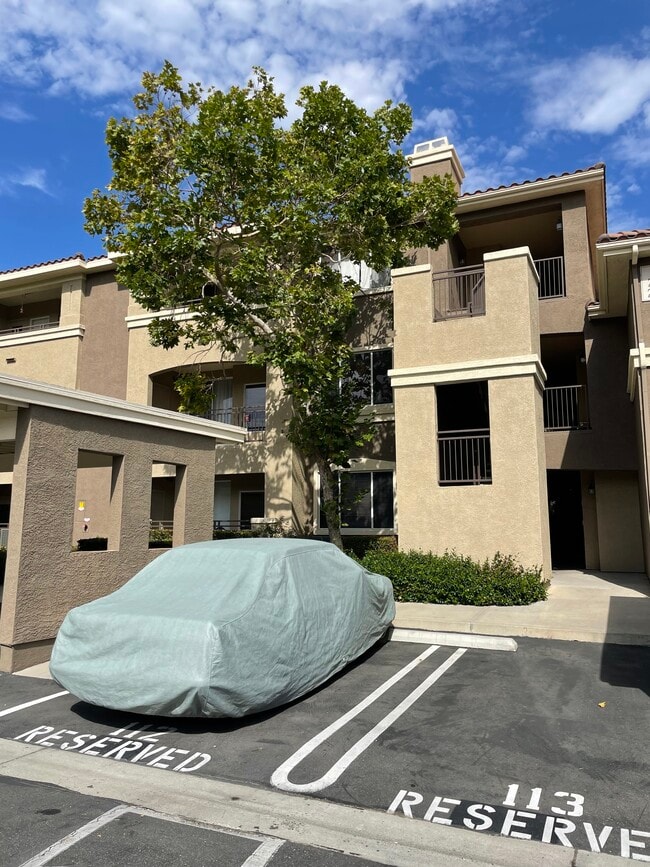 Building Photo - 22681 Oakgrove