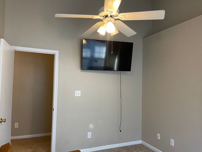 Building Photo - 343 Chesapeake Square Unit 4 (Wimbledon Chase) Chesapeake 23320