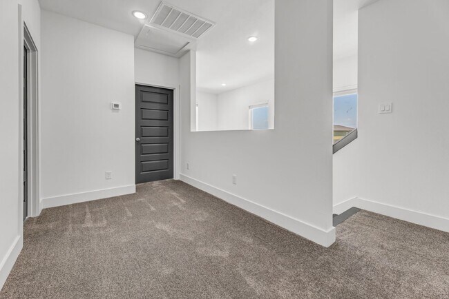 Building Photo - 3007 Alpha Wolf Ct