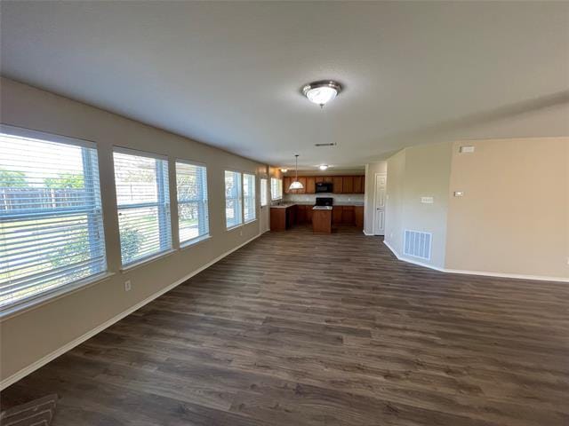 Building Photo - 2409 Becard Dr