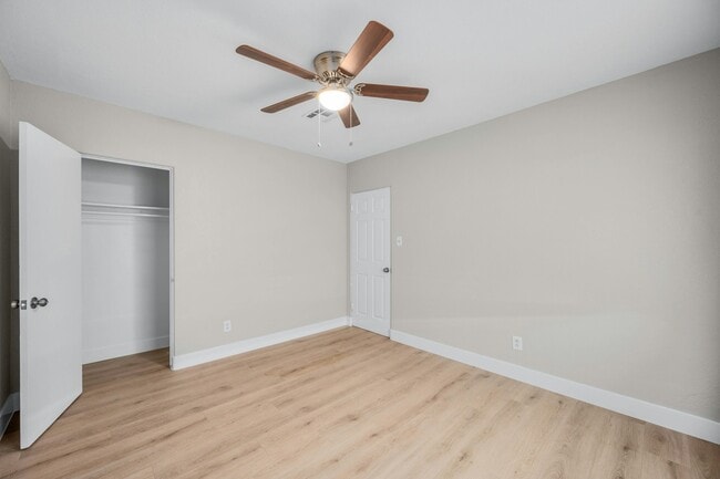 Building Photo - 3836 N 15th Ave