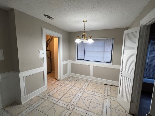 Building Photo - 15219 Paladora Dr