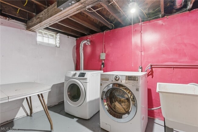 Building Photo - 3577 Cedarbrook Rd