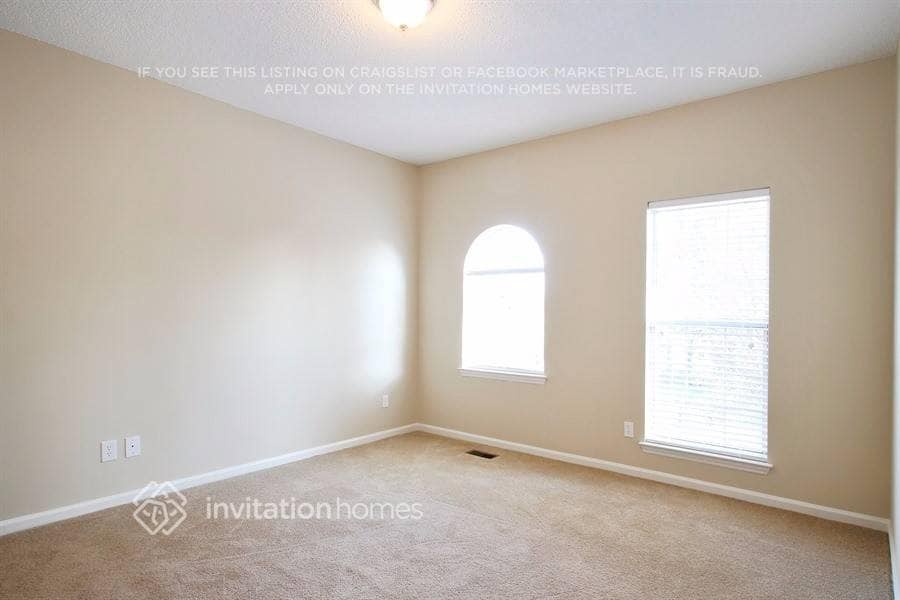 Building Photo - 17113 Cabernet Ct