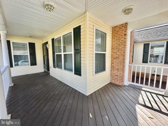 Building Photo - 35561 Golf Course Dr