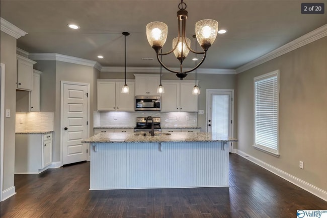 Building Photo - 115 Elledge Farm Dr