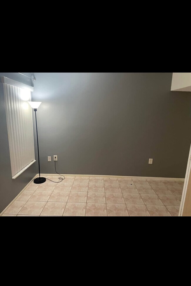 Building Photo - 1054 Lotus Cove Ct