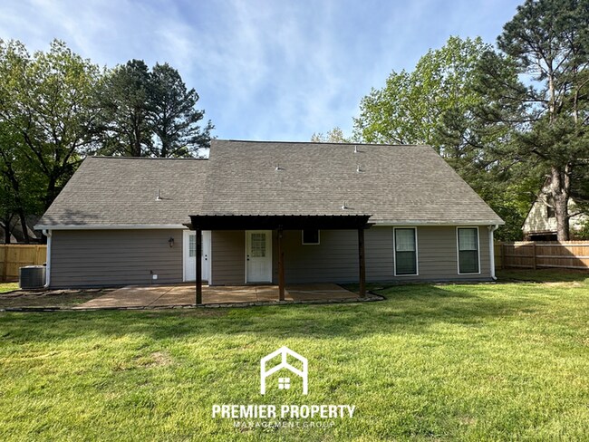 Building Photo - Newly Renovated 3BR/2BA Executive Home in Cordova | Granite Counters & 2,100 Sq Ft