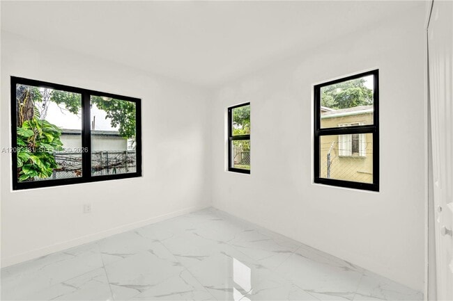 Building Photo - 5220 NW 24th Ave