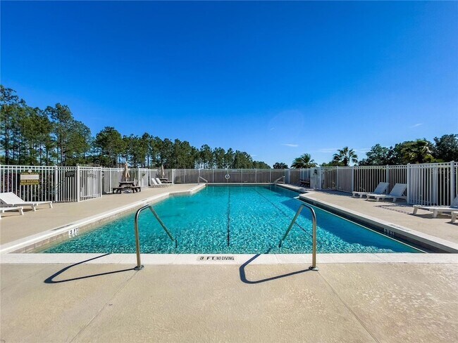Building Photo - 1101 N Hampton Dr