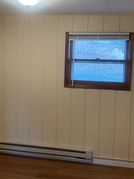 Building Photo - 6396 Nesbitt Rd