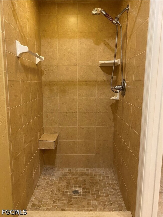 Building Photo - 5827 Littlestone Ct