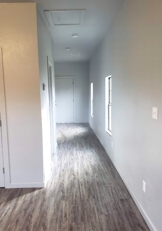 Building Photo - 123 SE 25th St