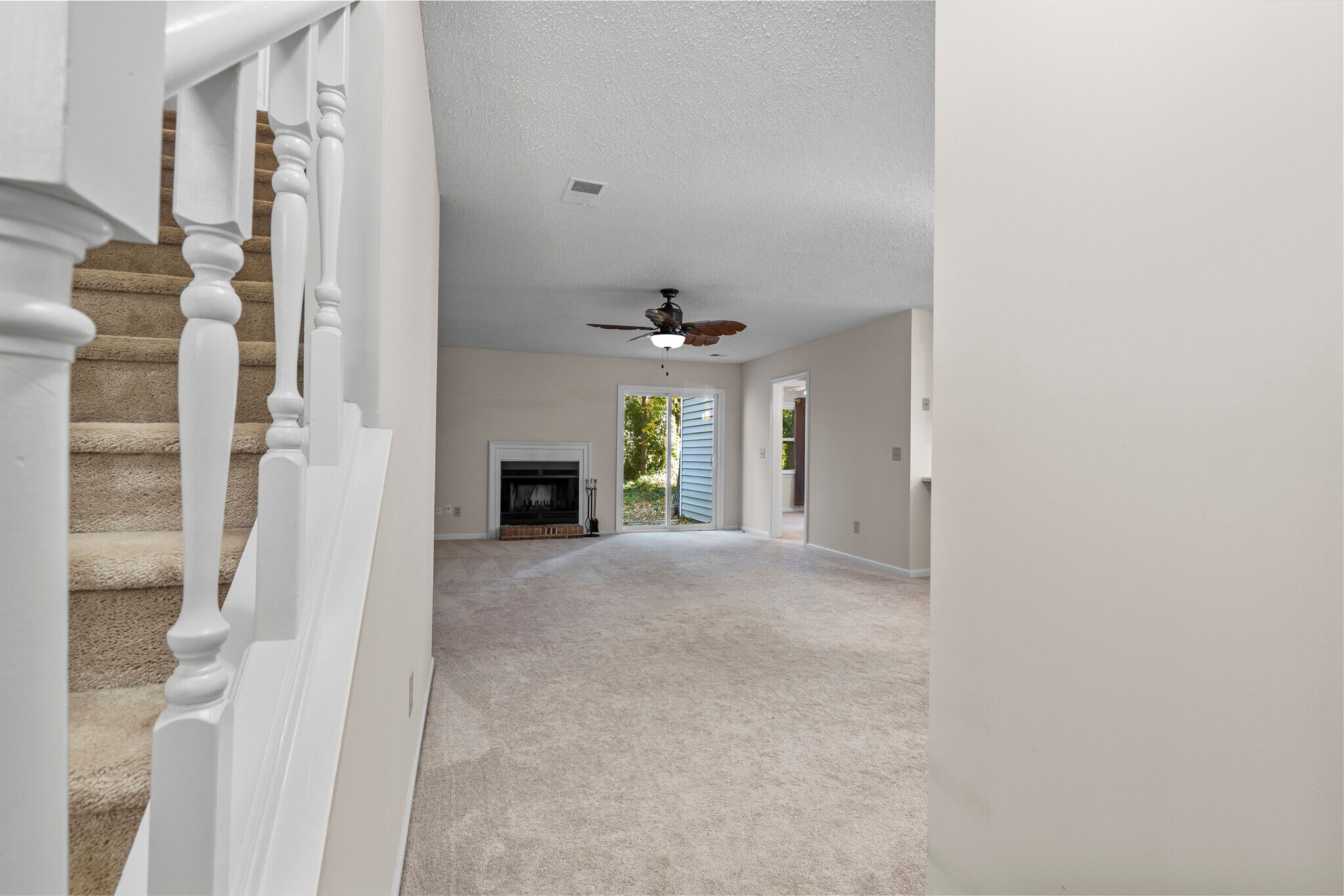 Building Photo - 241 Friarsgate Blvd