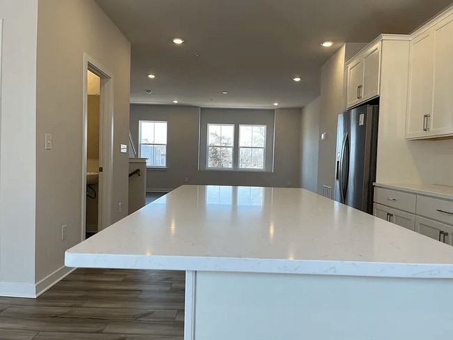 Building Photo - 11 Atkins Dr