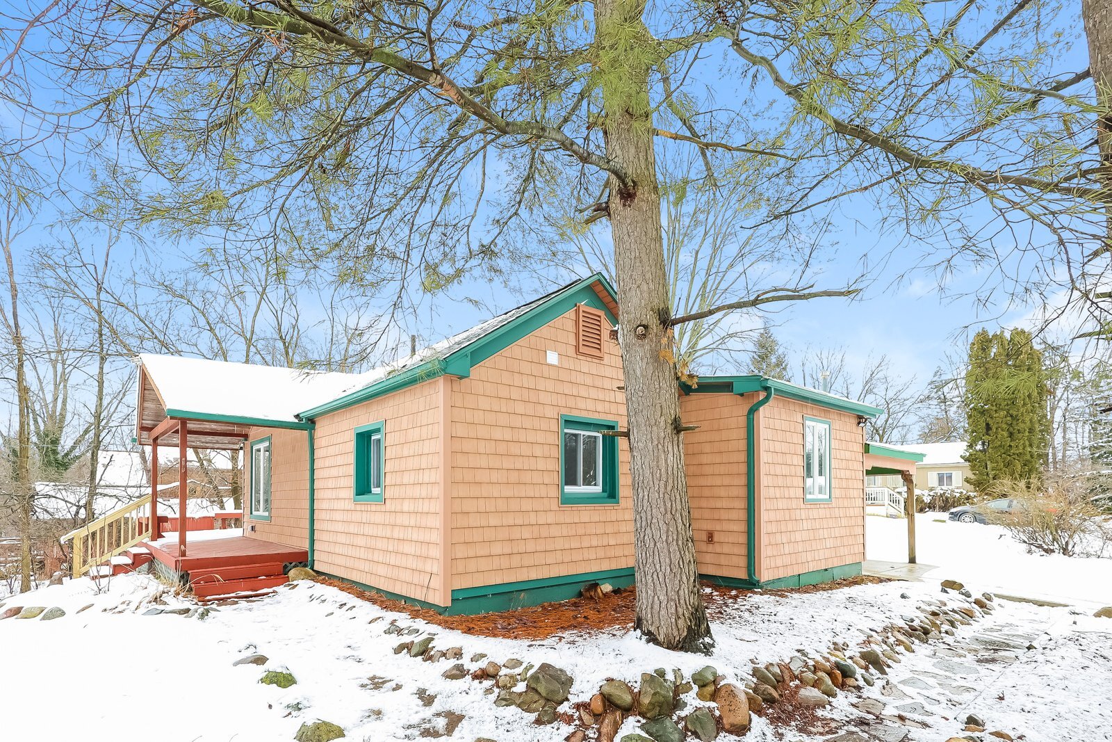 Building Photo - 28407 Patricia St