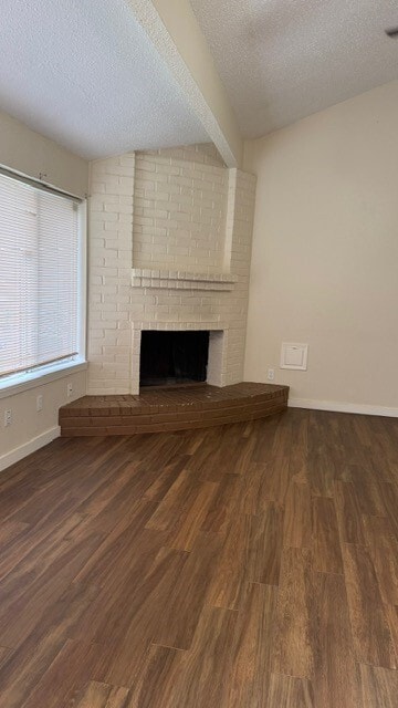 Building Photo - 451 Oakdale Dr