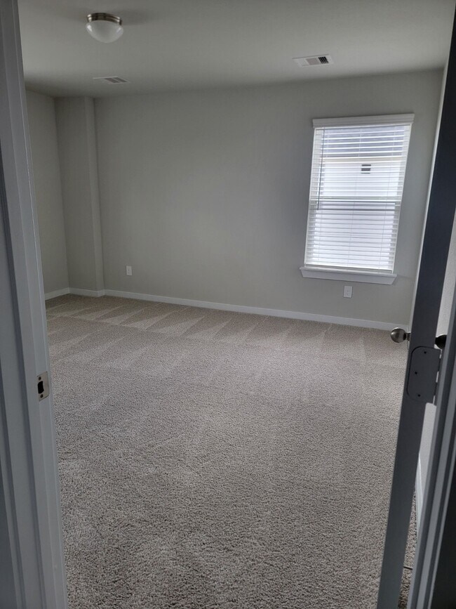 Building Photo - 3130 Boulder Rdg Dr