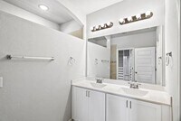 Building Photo - 22139 Approach