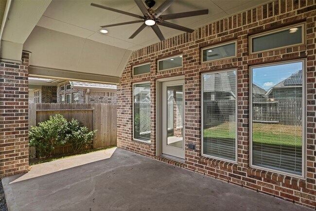 Building Photo - 1346 Mystic River Ln