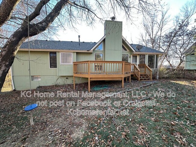 Building Photo - 9802 NW 72nd Terrace