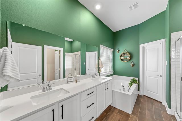 Building Photo - 10701 Klondike Ln