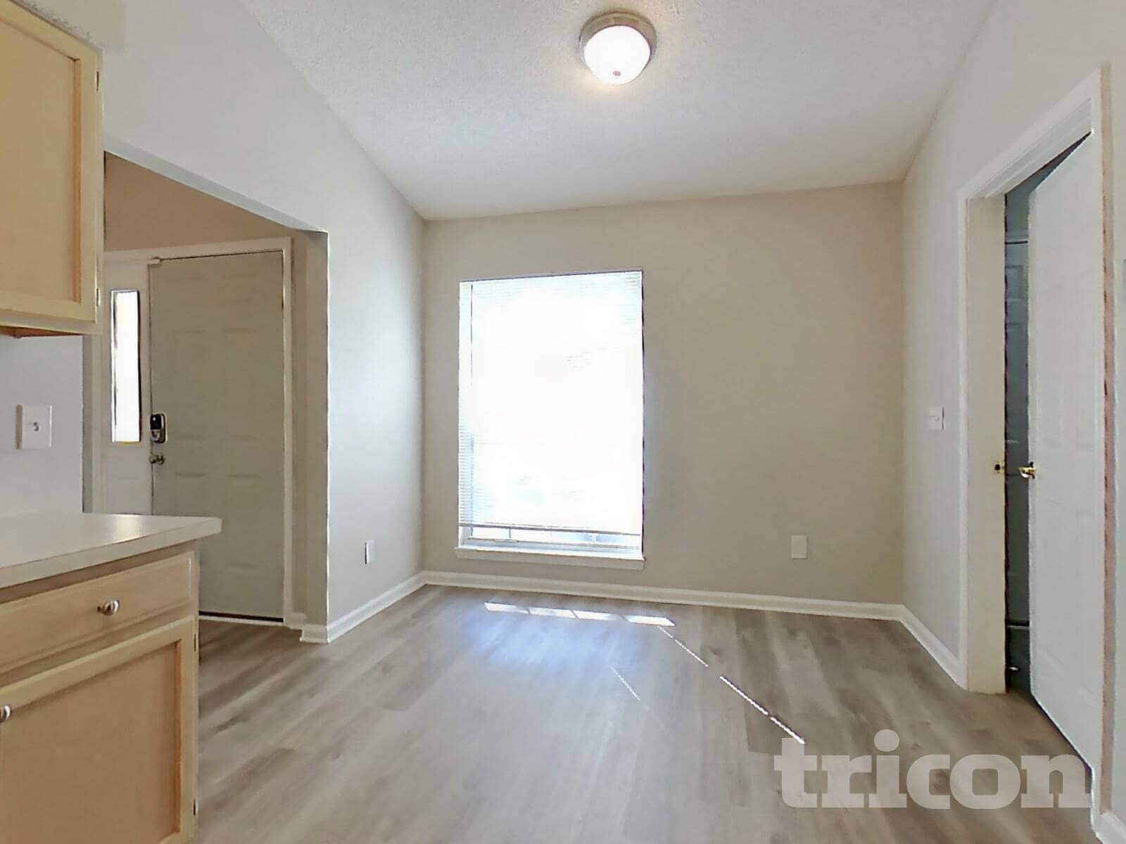 Building Photo - 11329 Hartland Rd