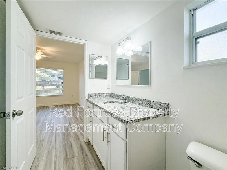 Building Photo - 11961 Palm Bay Ct