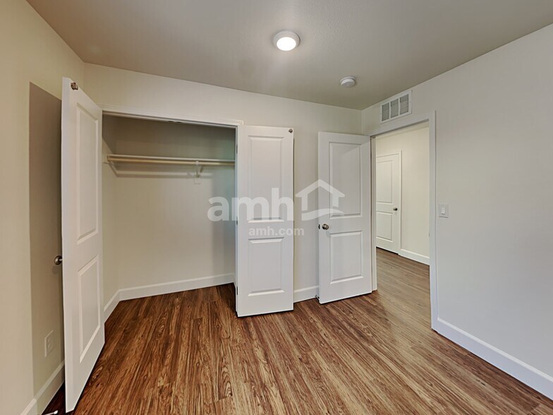 Building Photo - 285 Cape Seville Pl