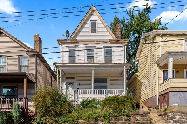 Building Photo - 3bed/1.5bath in Mt. Washington