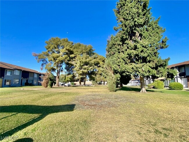 Building Photo - 3417 Civic Center Dr