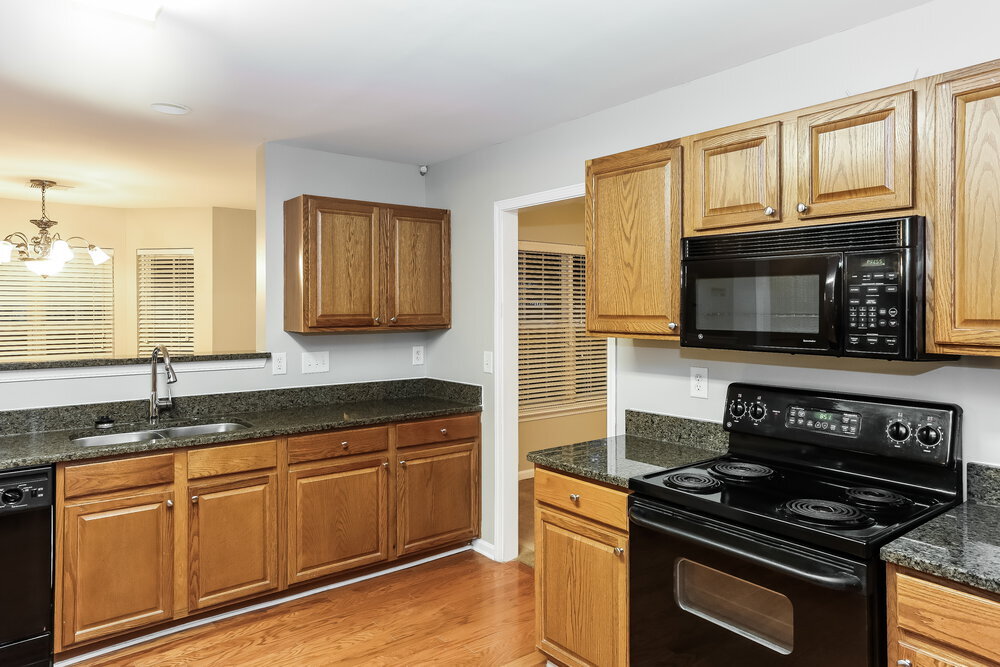 Building Photo - 5112 Kiev Dr