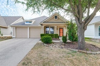 Building Photo - 9832 Old Field Dr