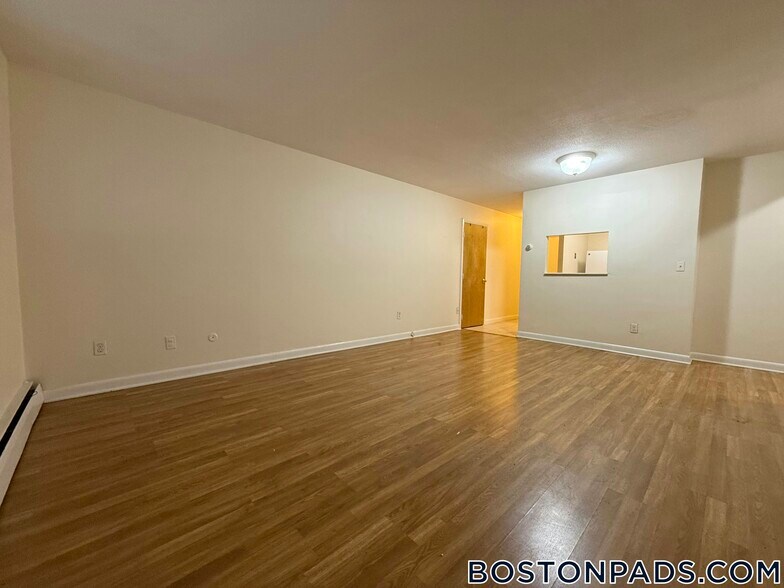 Building Photo - 66 Homer Ave