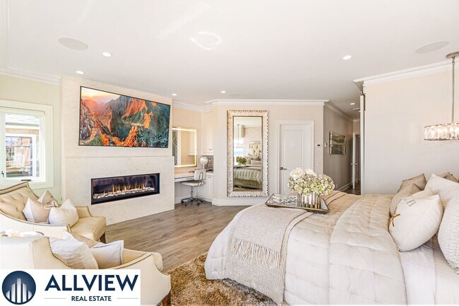 Building Photo - Stunning Beach House located on Newport Be...