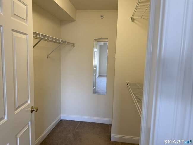 Building Photo - 365 Westport Ave