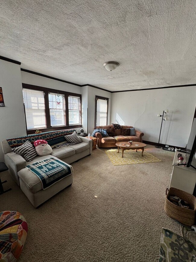 Building Photo - 2594 N Cramer St