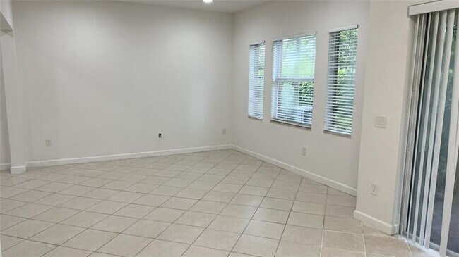 Building Photo - 6095 NW 116th Dr