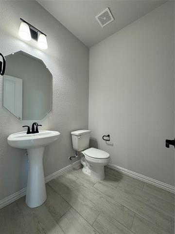 Building Photo - 115 Bowling Grn Ave.