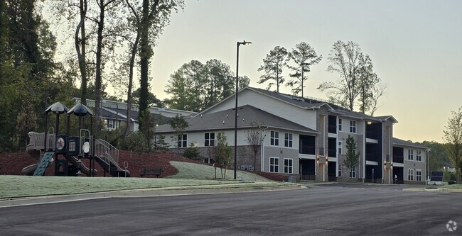 Building Photo - Bridges at Landrum