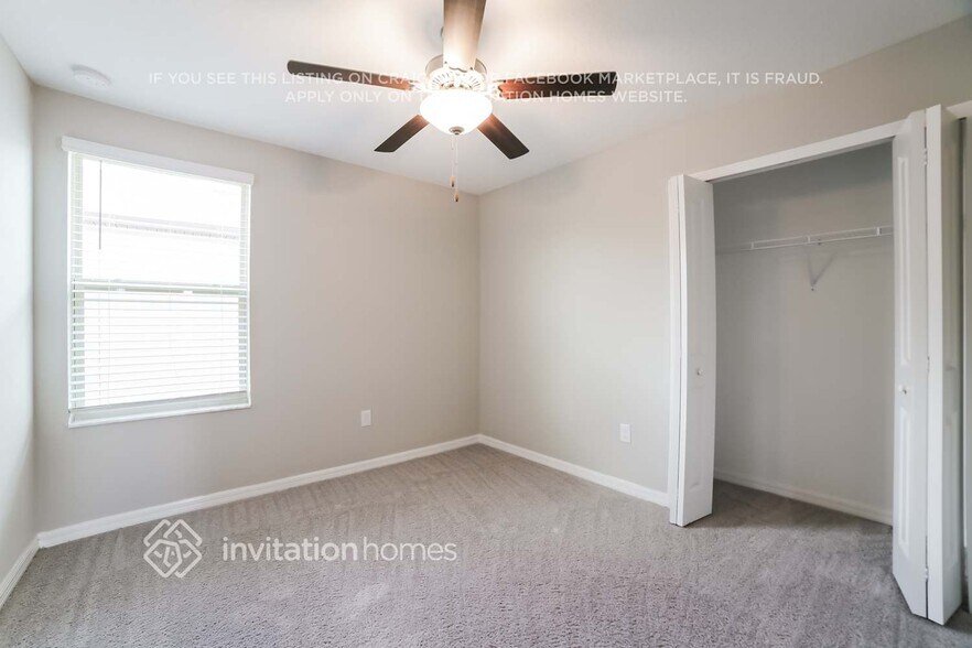 Building Photo - 15545 Miller Creek Dr