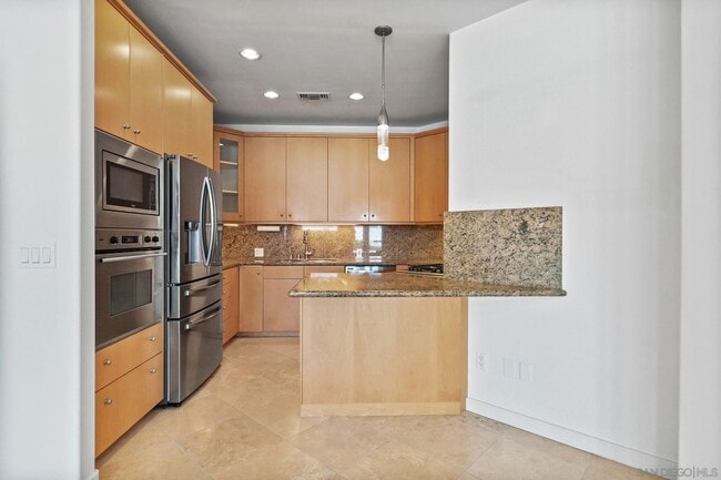 Building Photo - 7622 Herschel Ave