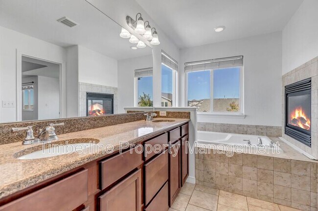 Building Photo - 10597 Mount Evans Drive