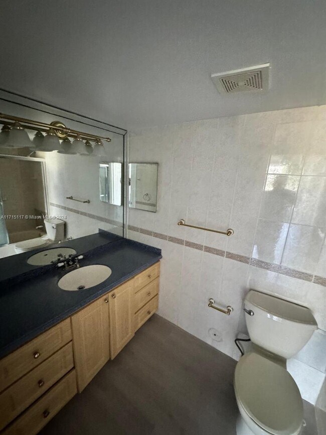 8201 NW 8th St 8201 NW 8th St - 8201 Nw 8th St Miami Fl Building Photo 