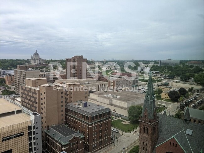 Building Photo - Available now - downtown Saint Paul Views - 1 Bed/1Bath Condo